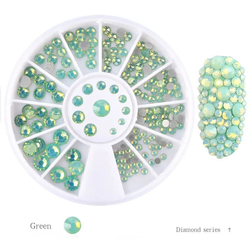 Opal round rhinestone wheel